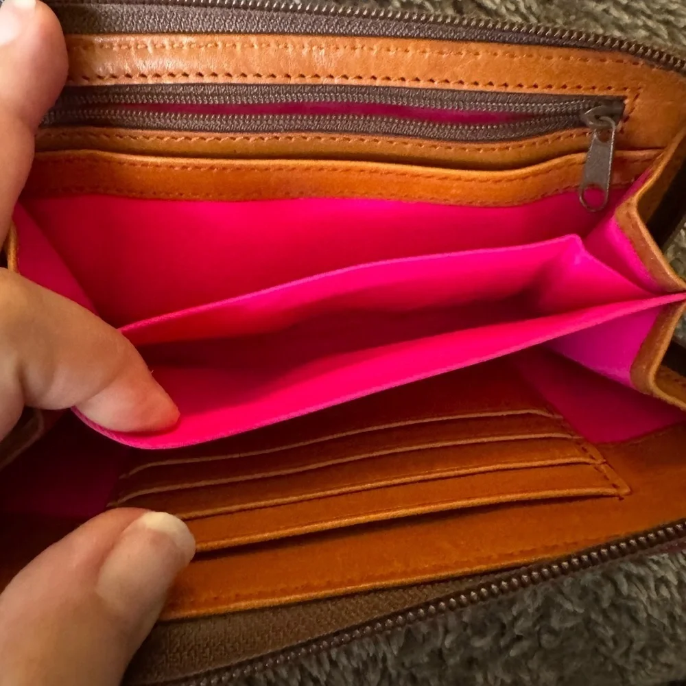 DOONEY & BOURKE Vintage Nylon Zip Around Wallet